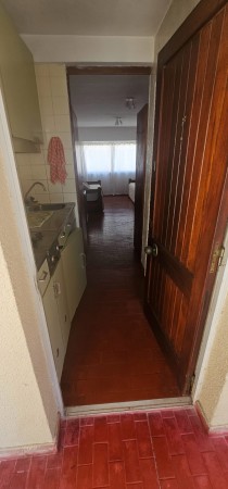 Venta de departamento mono ambiente en el centro de Pinamar