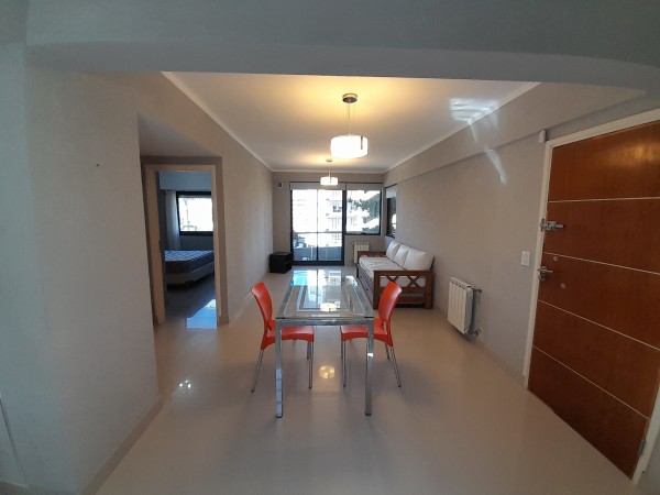 Venta Departamento Villa Gesell con cochera Zona centro