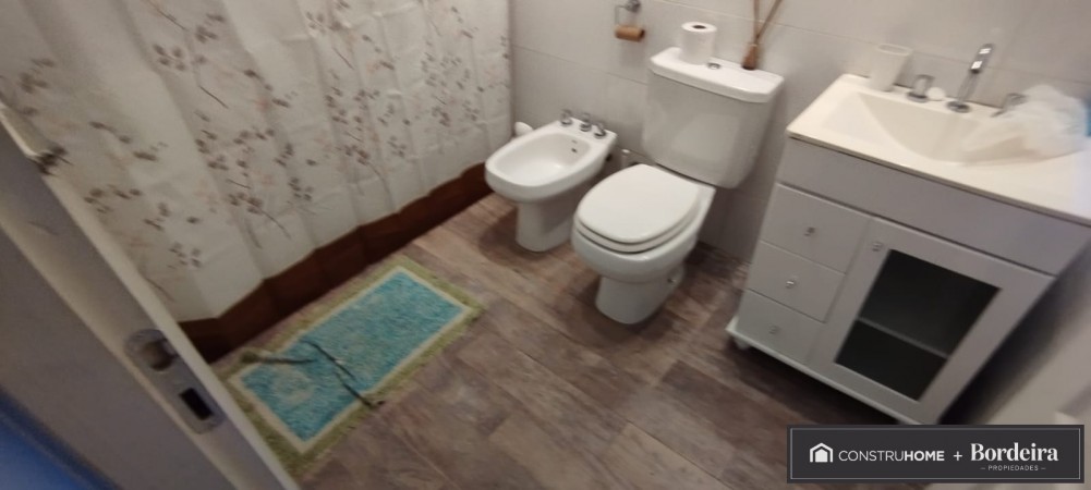 Venta de Casa en Csta Esmeralda