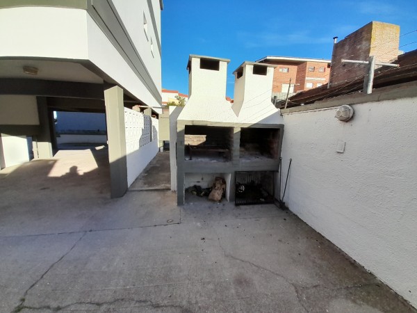 Venta Departamento Villa Gesell 2 ambientes con cochera