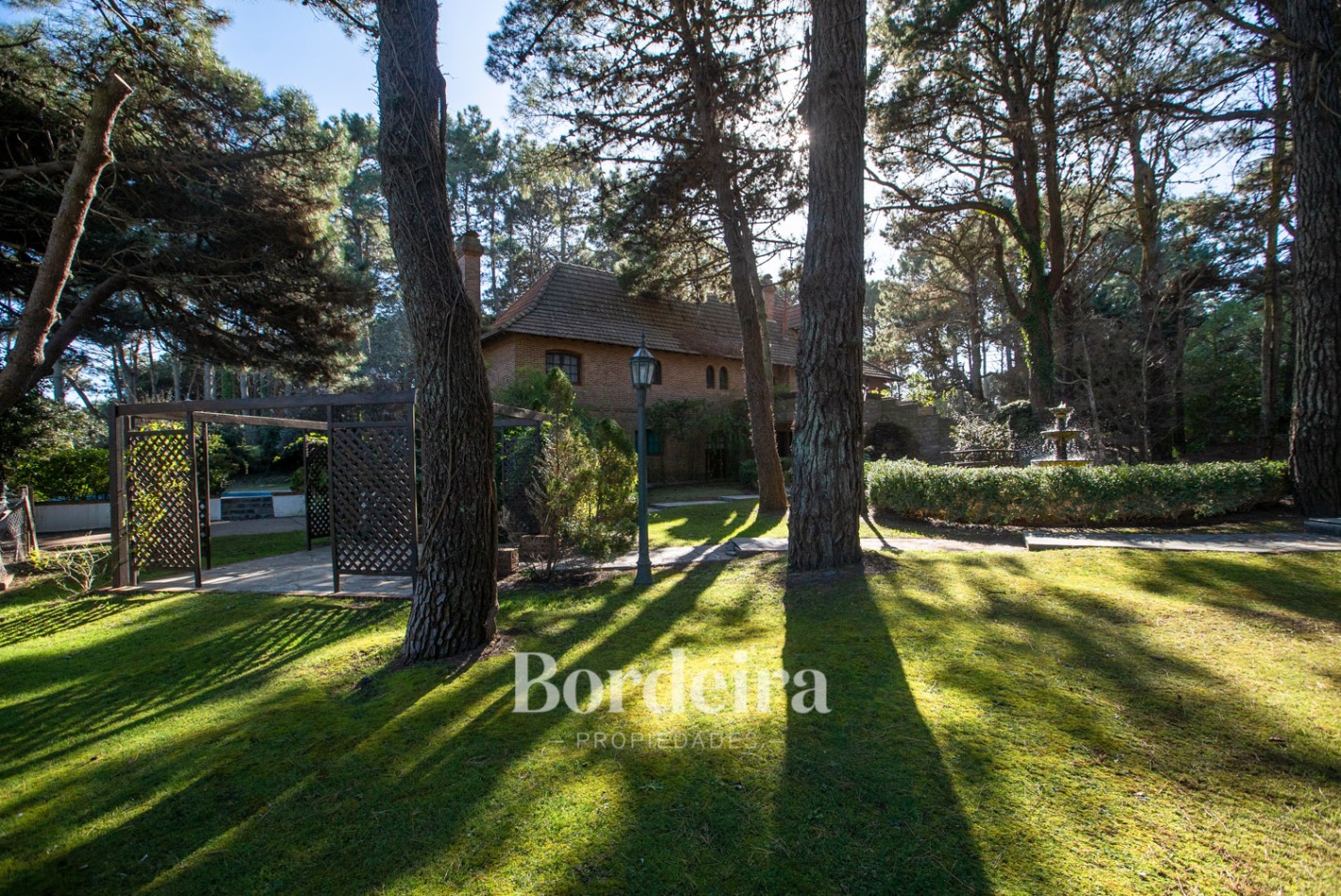 Venta tres lotes en Pinamar con vista al Golf