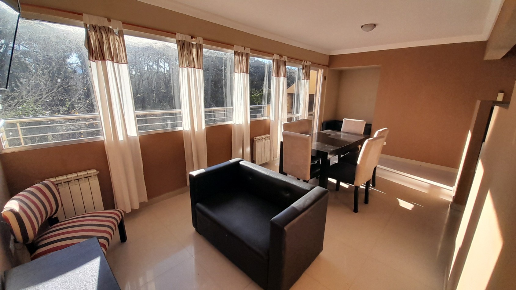 Venta Departamento 2ambientes con cochera Villa Gesell Zona Norte