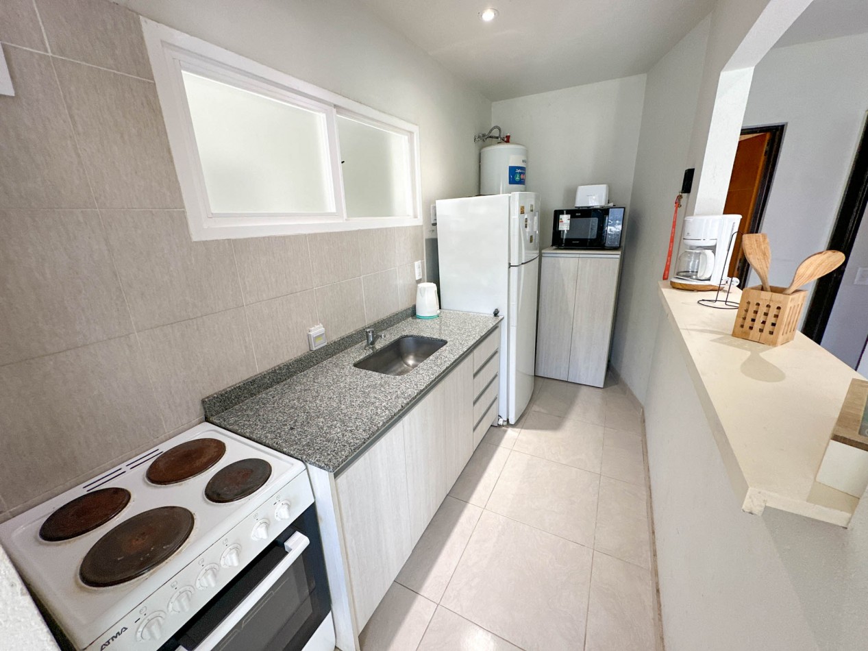 Departamento en Venta - Mar de Ostende, Sarmiento 196 PB 2