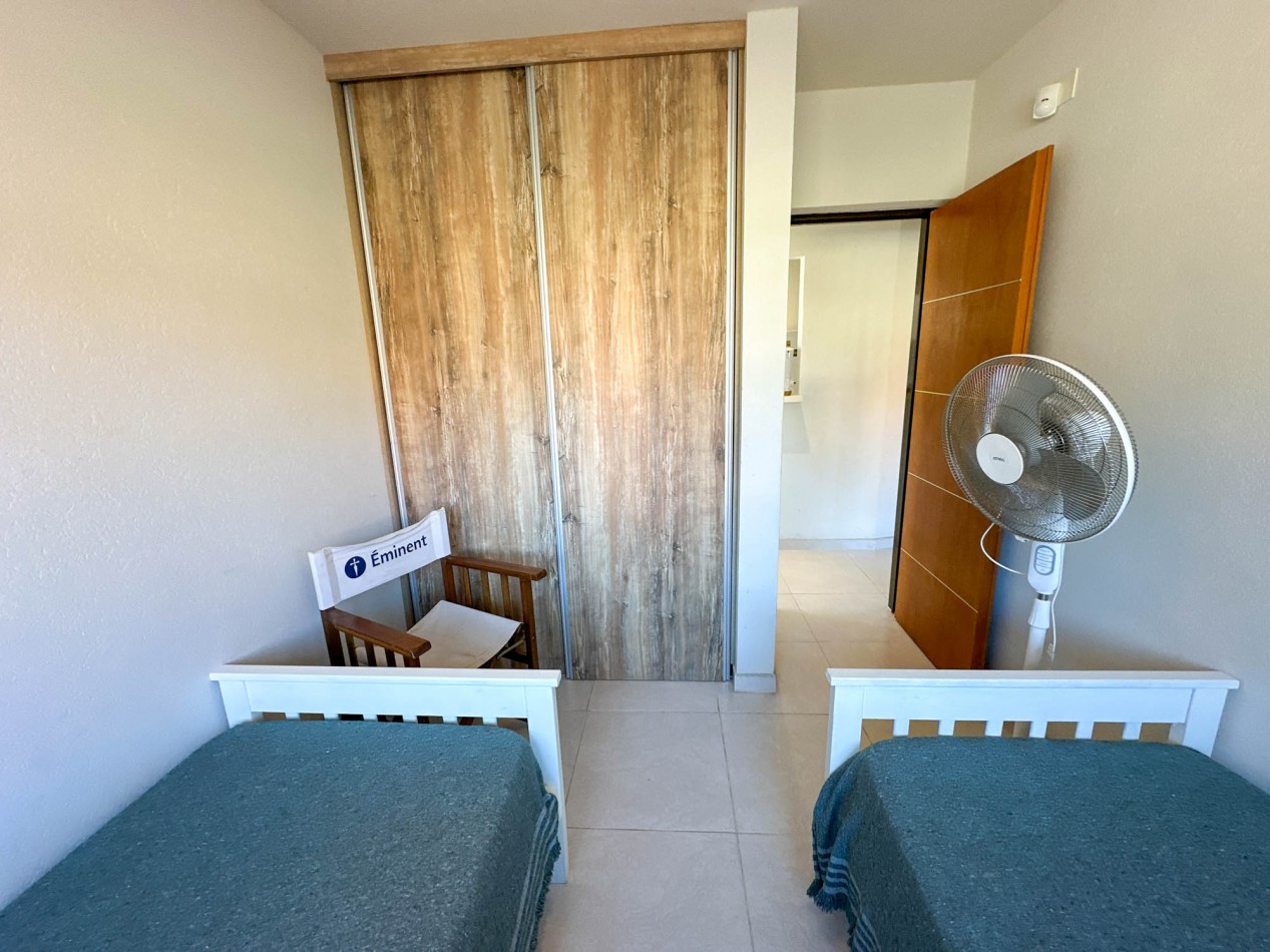 Departamento en Venta - Mar de Ostende, Sarmiento 196 PB 2