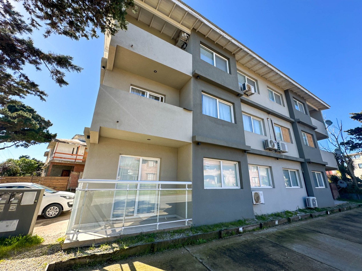 Departamento en Venta - Mar de Ostende, Sarmiento 196 PB 2