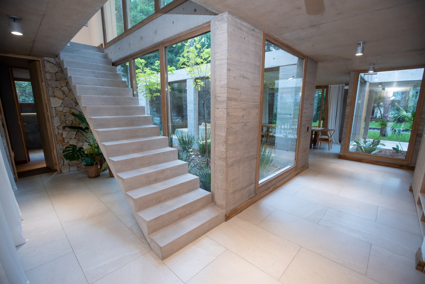 ALQUILER TEMPORAL CASA PINAMAR NORTE