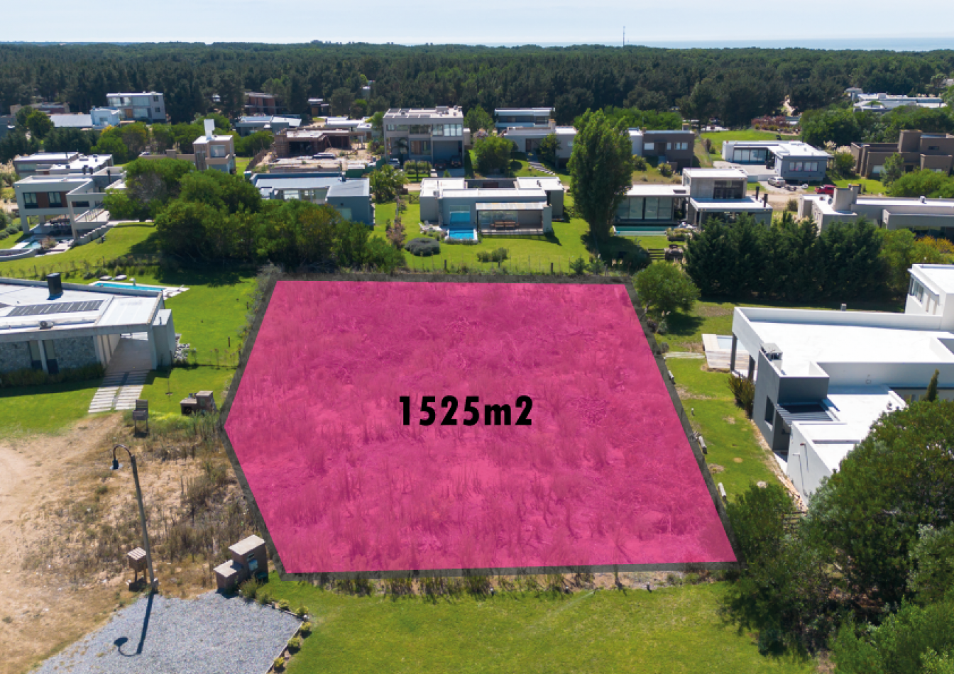 LOTE EN VENTA EN COSTA ESMERALDA - 1500 M² EN CUL-DE-SAC, LISTO PARA CONSTRUIR