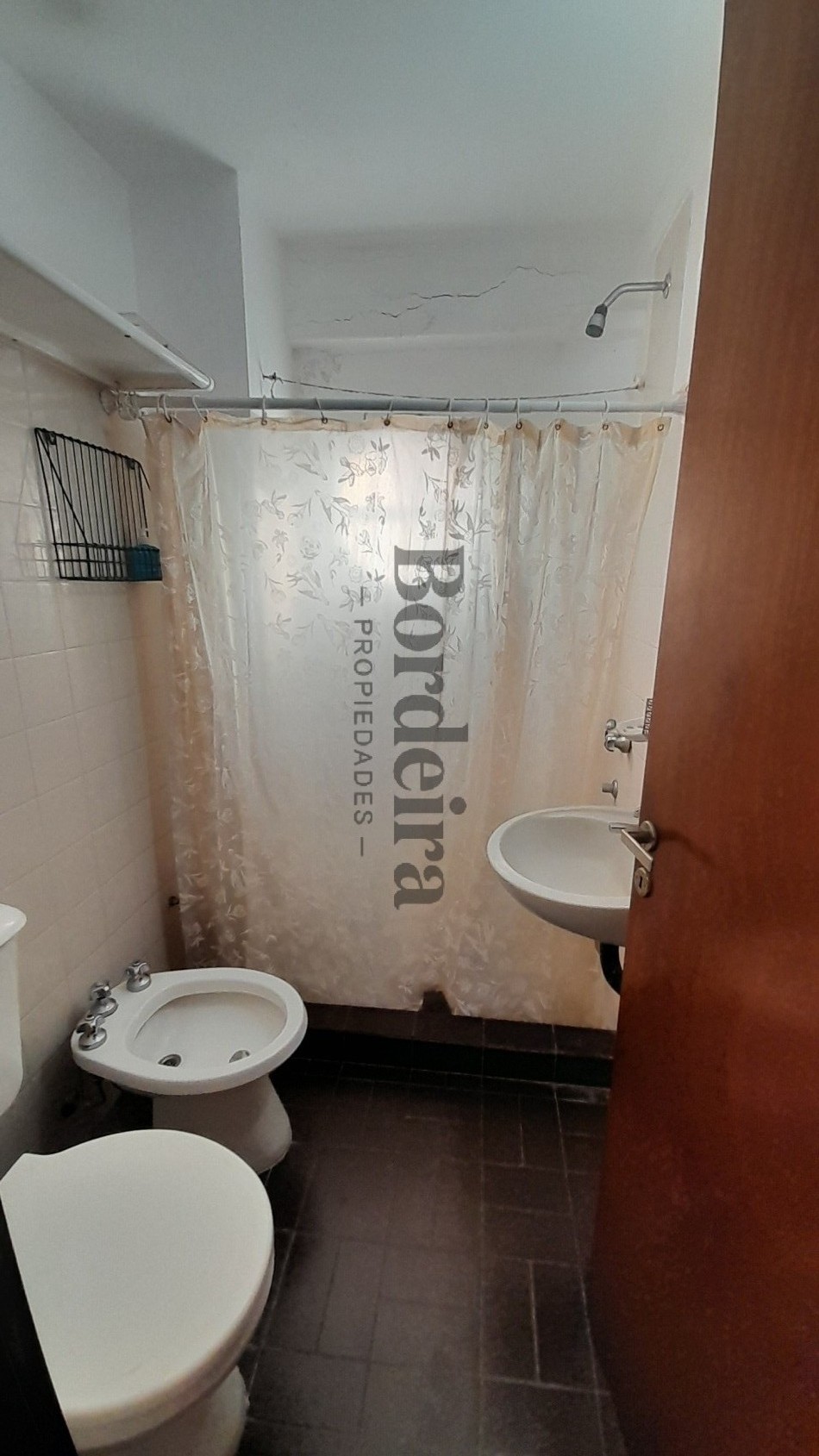Venta Departamento Villa Gesell con cochera y baulera