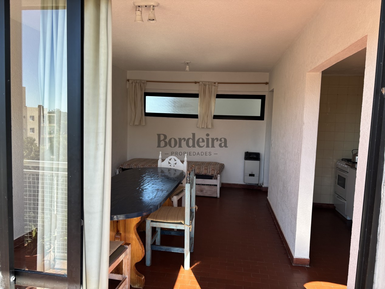 Alquiler anual dos Ambientes Pinamar 