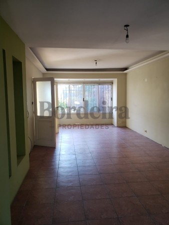 Venta de casa en Castelar Norte
