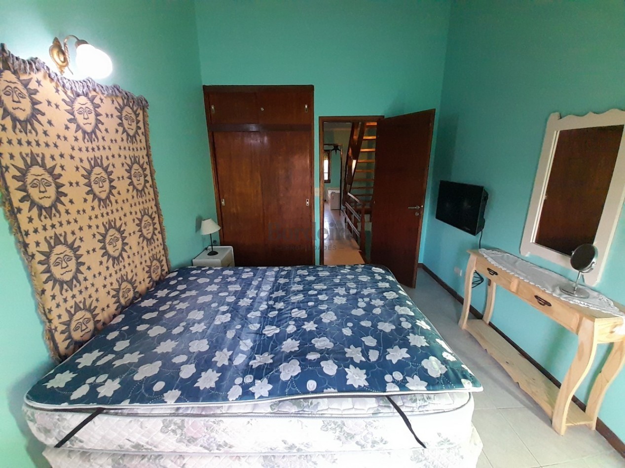 Venta triplex Villa Gesell 4 ambientes zona centro