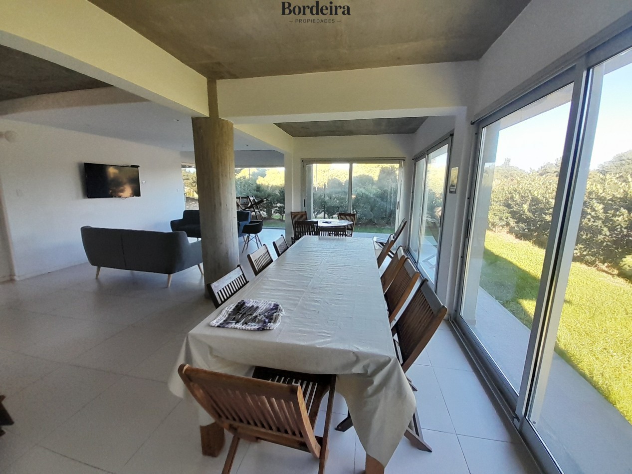 Venta Departamento Valeria del Mar 3 ambientes frente a la playa