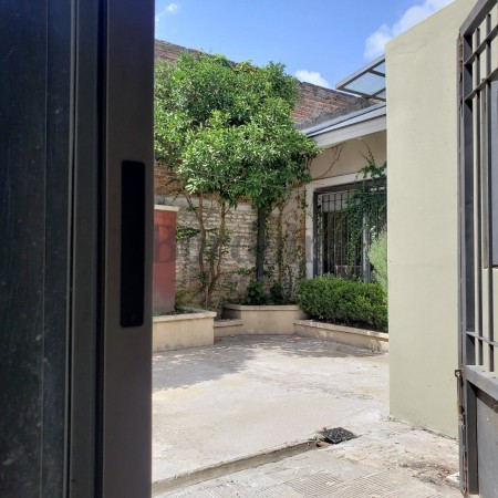 Venta de casa en Castelar Norte