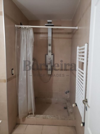Venta de casa en Castelar Norte