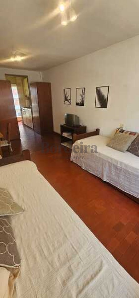 Venta de departamento monoambiente en Pinamar