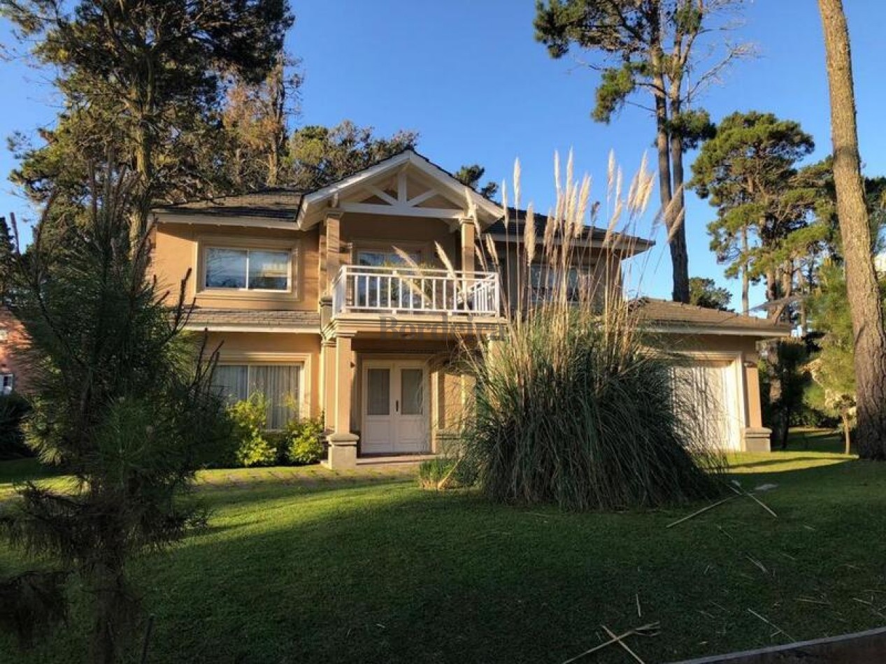 Venta de casa en Pinamar