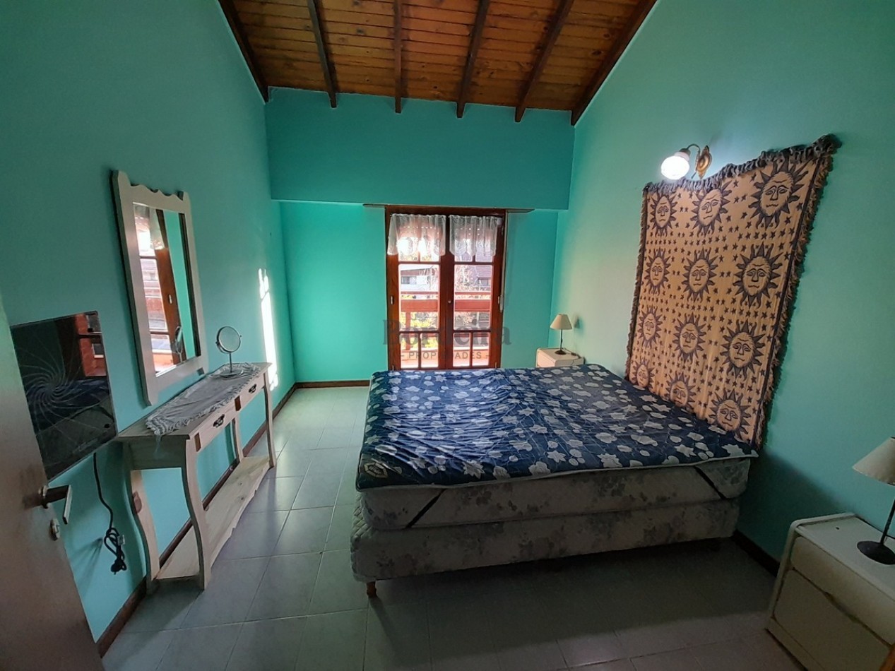 Venta triplex Villa Gesell 4 ambientes zona centro