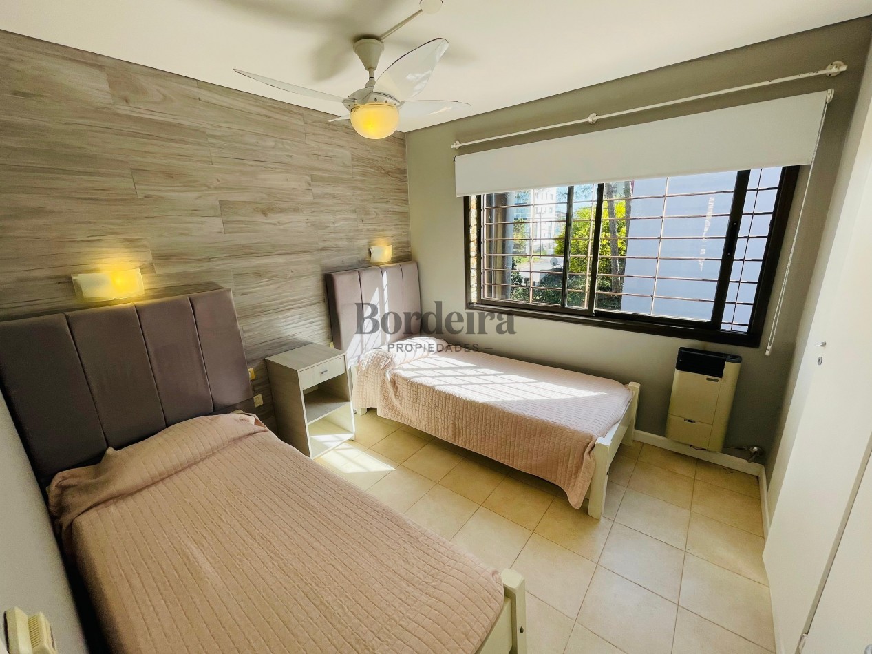 Alquiler anual duplex 3 en Pinamar Chico