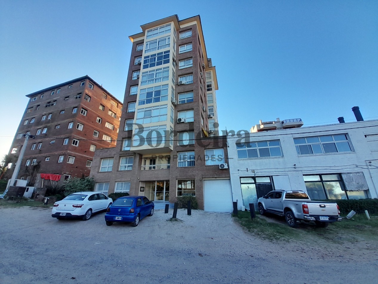 Venta departamento zona muelle Pinamar