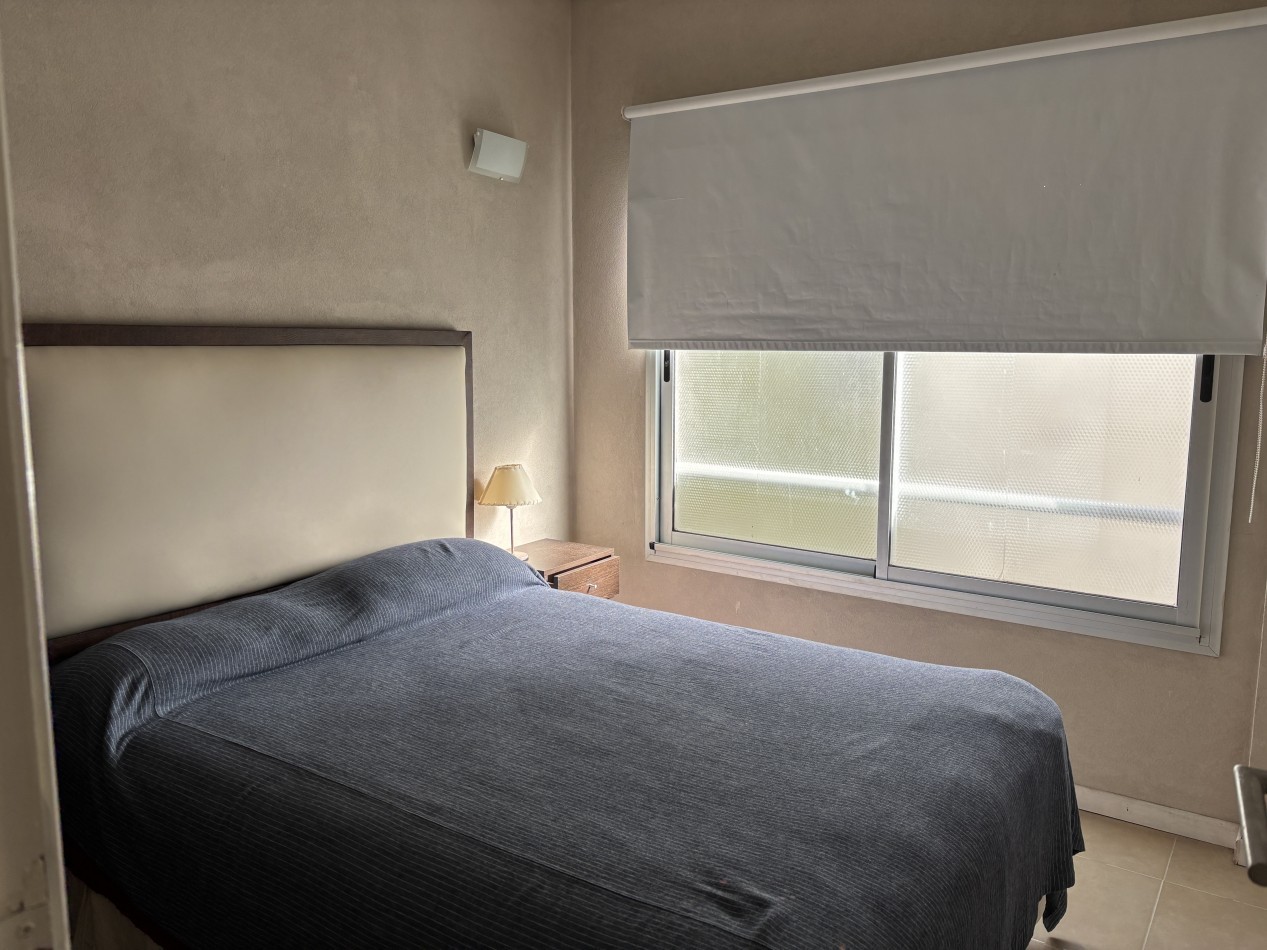 Venta departamento en Pinamar con patio