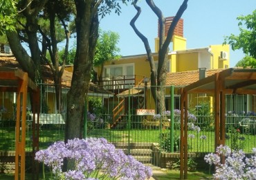 Venta Villa Gesell Departamentos Complejo de 6 unidades cerca del mar