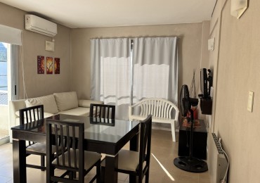 Venta departamento en Pinamar con patio